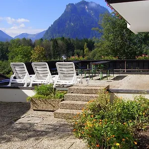  Apartment Bavarian Hideaway